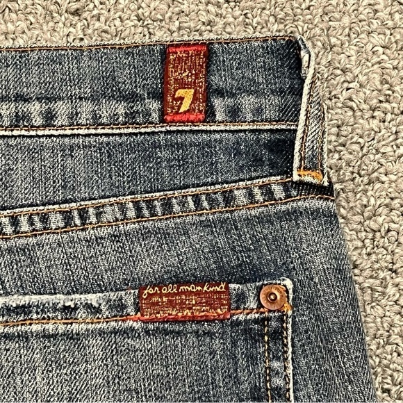 7 For All Mankind Jeans Womens Size 29 Blue Crop Bootcut Denim Rhinestone - Picture 11 of 14